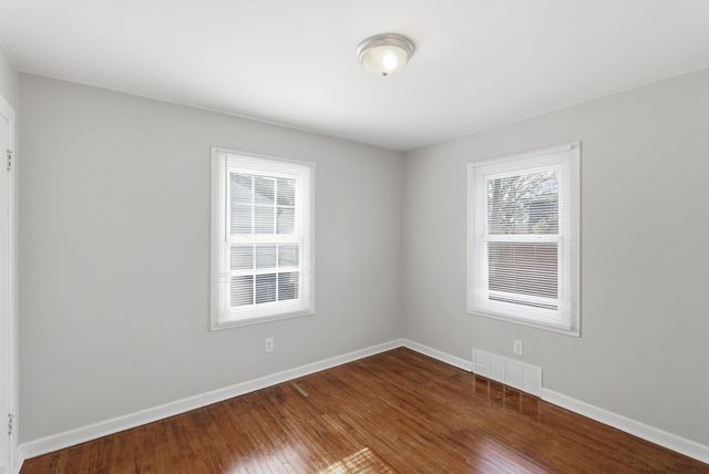 1701 S Roanoke Dr, Wichita, KS 67218