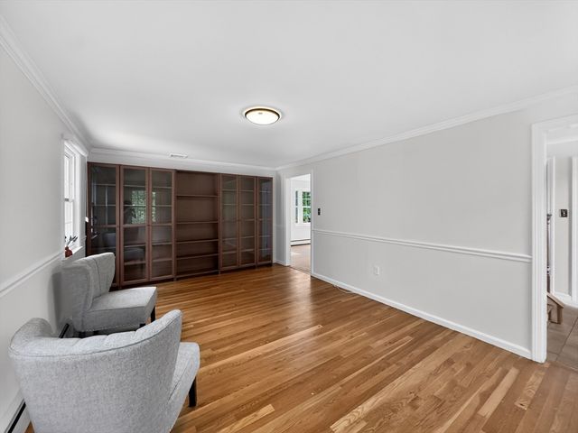 19 Tilton Ln, Andover, MA 01810