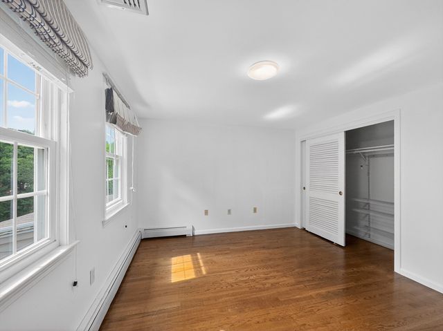 19 Tilton Ln, Andover, MA 01810