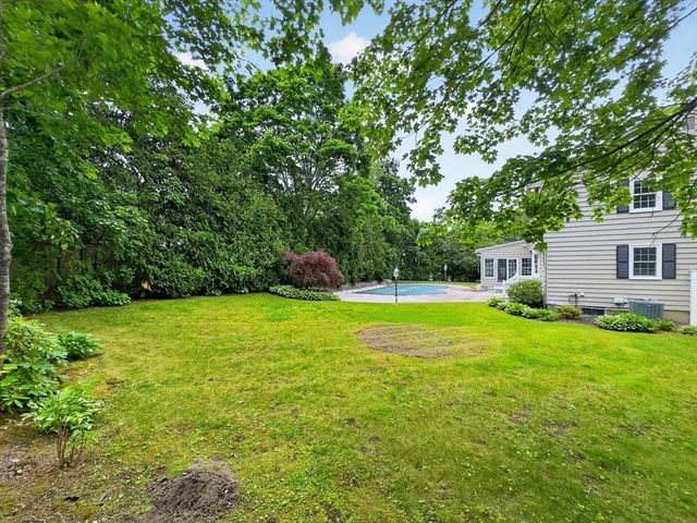 19 Tilton Ln, Andover, MA 01810