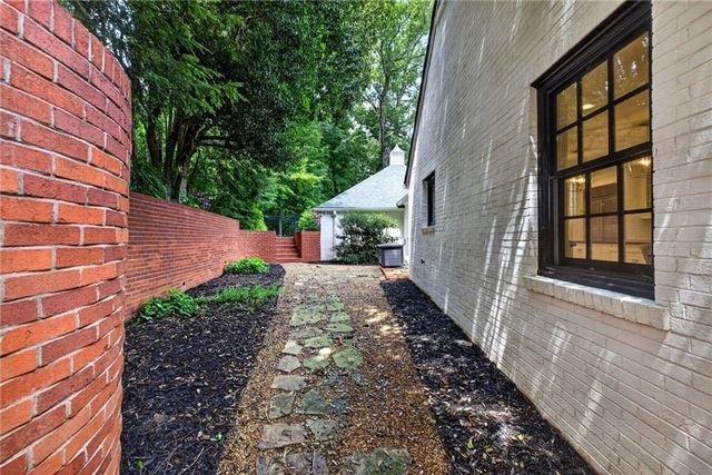 62 Blackland Road NW, Atlanta, GA 30342