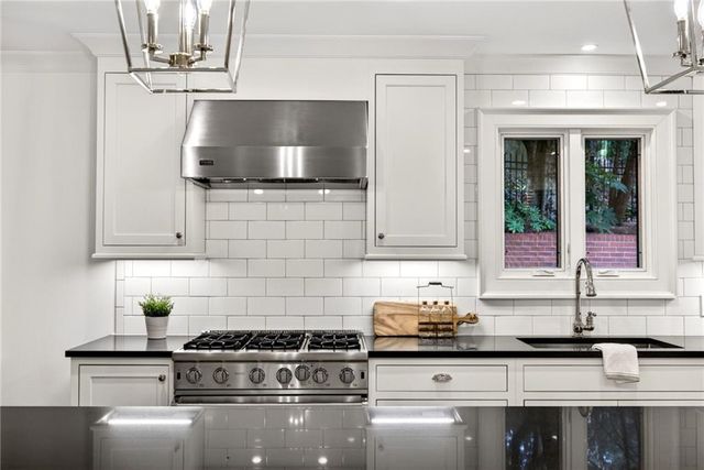 62 Blackland Road NW, Atlanta, GA 30342
