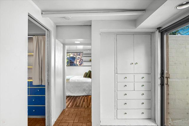 1018 W Morris Ave, Modesto, CA 95350