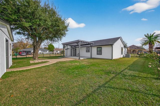3527 La Retama Dr Drive, Houston, TX 77013