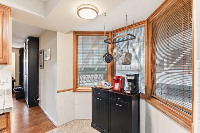 198 6th Street E 501, Saint Paul, MN 55101