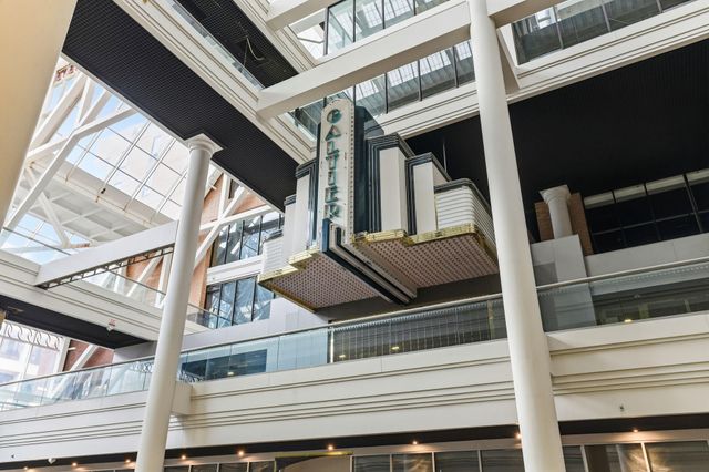 198 6th Street E 501, Saint Paul, MN 55101