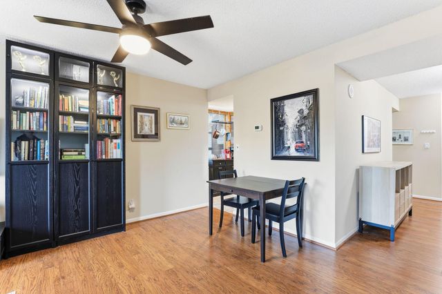 198 6th Street E 501, Saint Paul, MN 55101