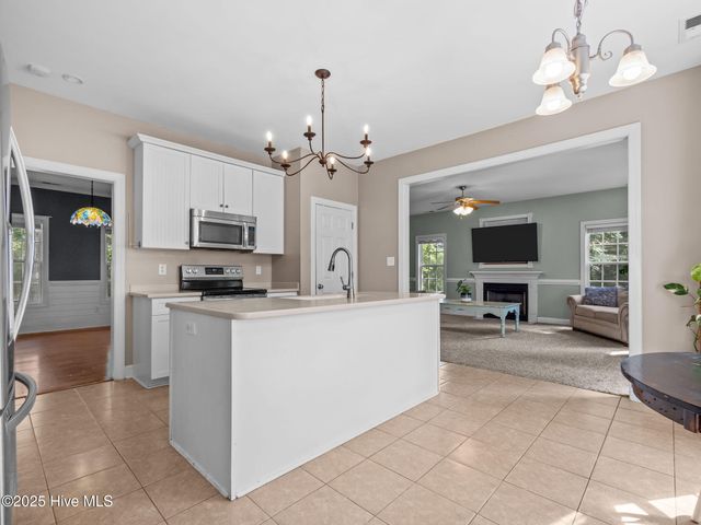 122 Forest Lane, Swansboro, NC 28584