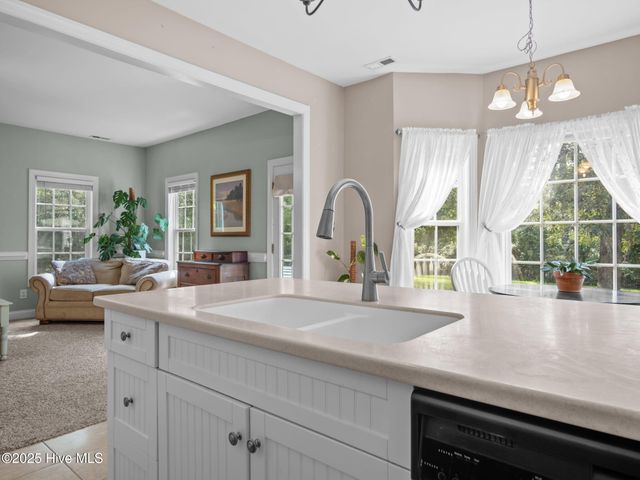 122 Forest Lane, Swansboro, NC 28584