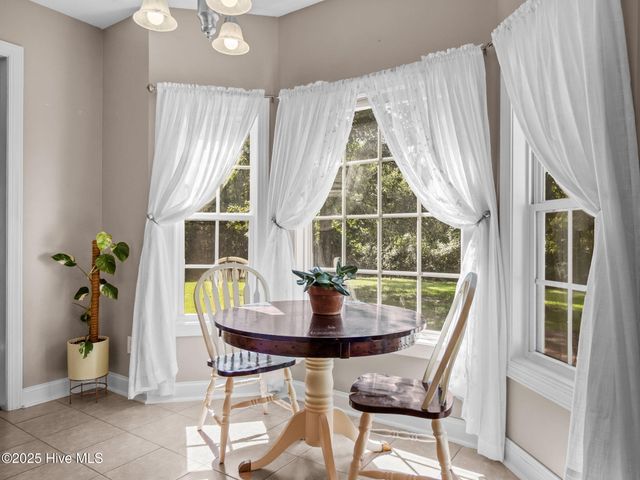 122 Forest Lane, Swansboro, NC 28584
