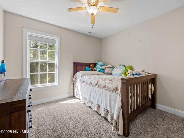 122 Forest Lane, Swansboro, NC 28584