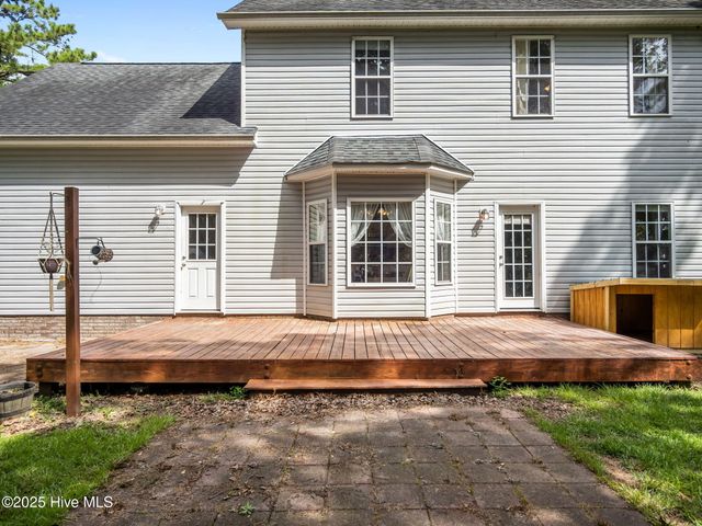 122 Forest Lane, Swansboro, NC 28584