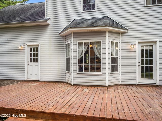 122 Forest Lane, Swansboro, NC 28584