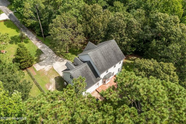 122 Forest Lane, Swansboro, NC 28584