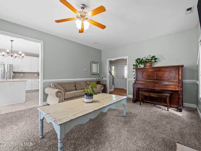 122 Forest Lane, Swansboro, NC 28584