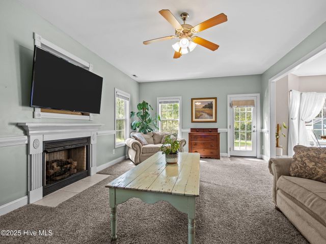 122 Forest Lane, Swansboro, NC 28584