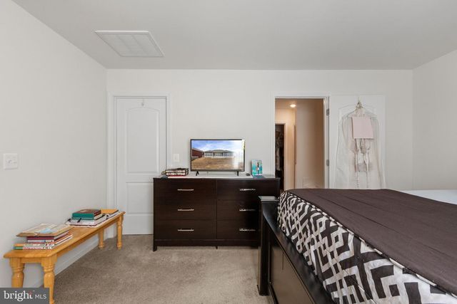 17340 MARY ADAMS AVE, Bowling Green, VA 22427