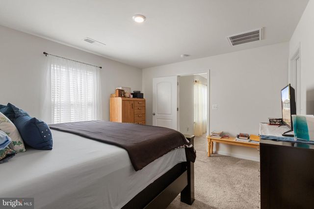 17340 MARY ADAMS AVE, Bowling Green, VA 22427