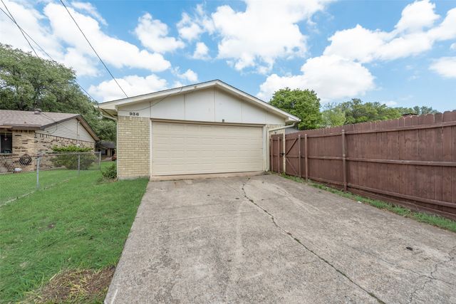 936 Mossvine Drive, Plano, TX 75023