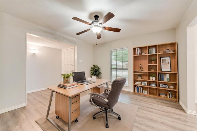 936 Mossvine Drive, Plano, TX 75023