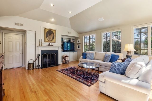 25 Forest Ridge Road, Weston, MA 02493