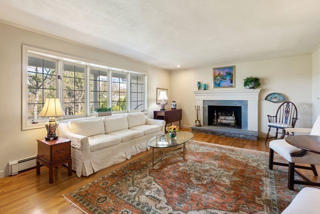 25 Forest Ridge Road, Weston, MA 02493