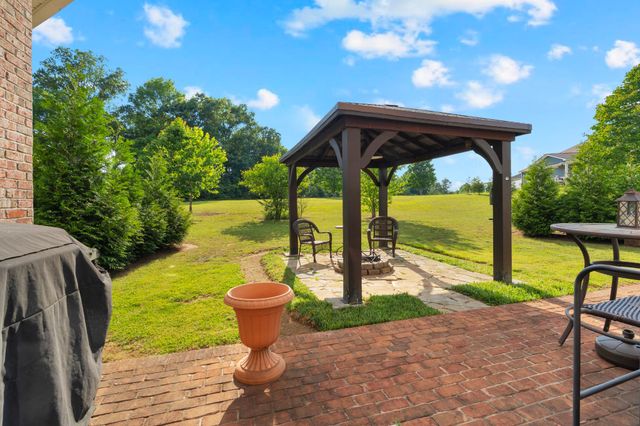 102 Waycross Dr, Shelbyville, TN 37160