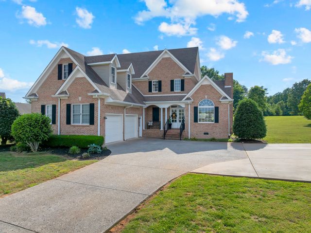 102 Waycross Dr, Shelbyville, TN 37160