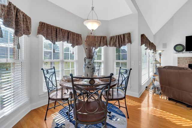 102 Waycross Dr, Shelbyville, TN 37160