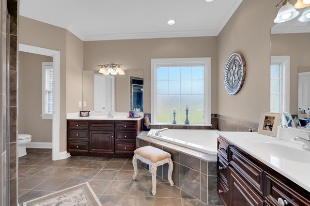 102 Waycross Dr, Shelbyville, TN 37160