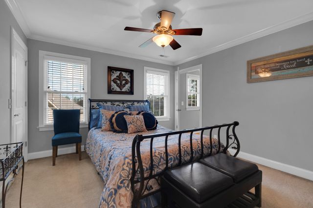 102 Waycross Dr, Shelbyville, TN 37160