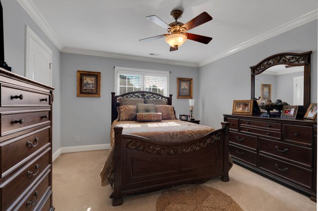 102 Waycross Dr, Shelbyville, TN 37160