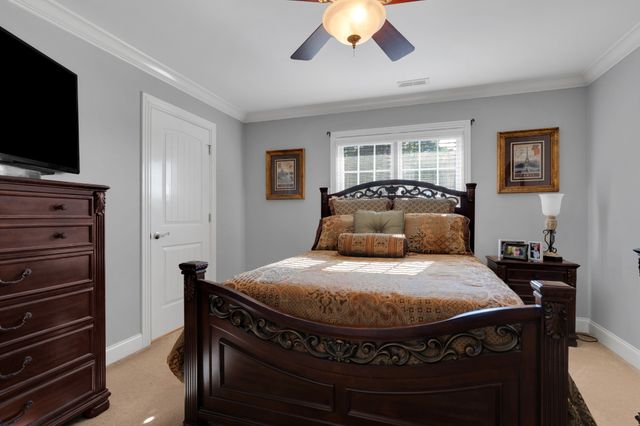 102 Waycross Dr, Shelbyville, TN 37160