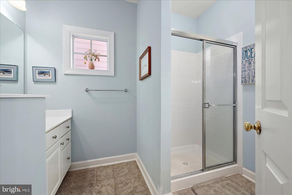 Image 103 of property listing at 30 SEASIDE DR #LUS-BR, Ocean City, MD 21842
