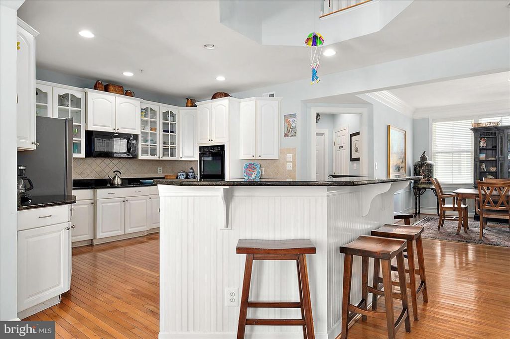 Image 17 of property listing at 30 SEASIDE DR #LUS-BR, Ocean City, MD 21842