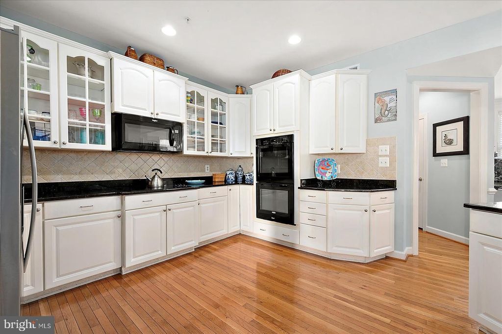 Image 19 of property listing at 30 SEASIDE DR #LUS-BR, Ocean City, MD 21842