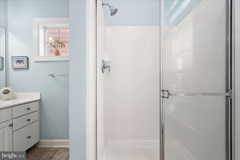 Image 36 of property listing at 30 SEASIDE DR #LUS-BR, Ocean City, MD 21842