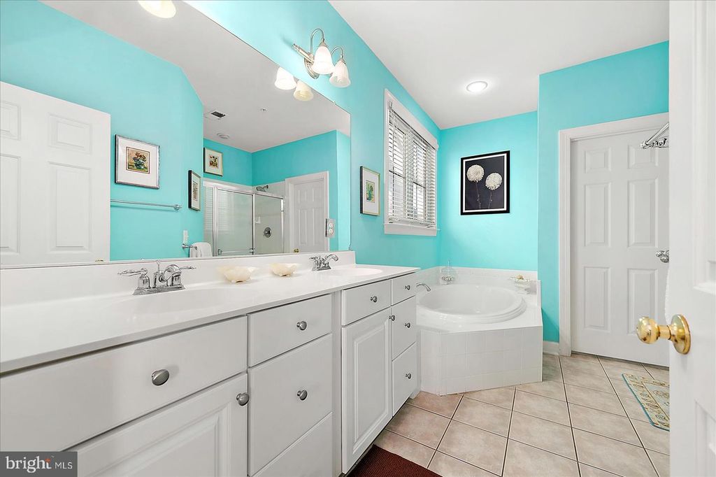 Image 49 of property listing at 30 SEASIDE DR #LUS-BR, Ocean City, MD 21842