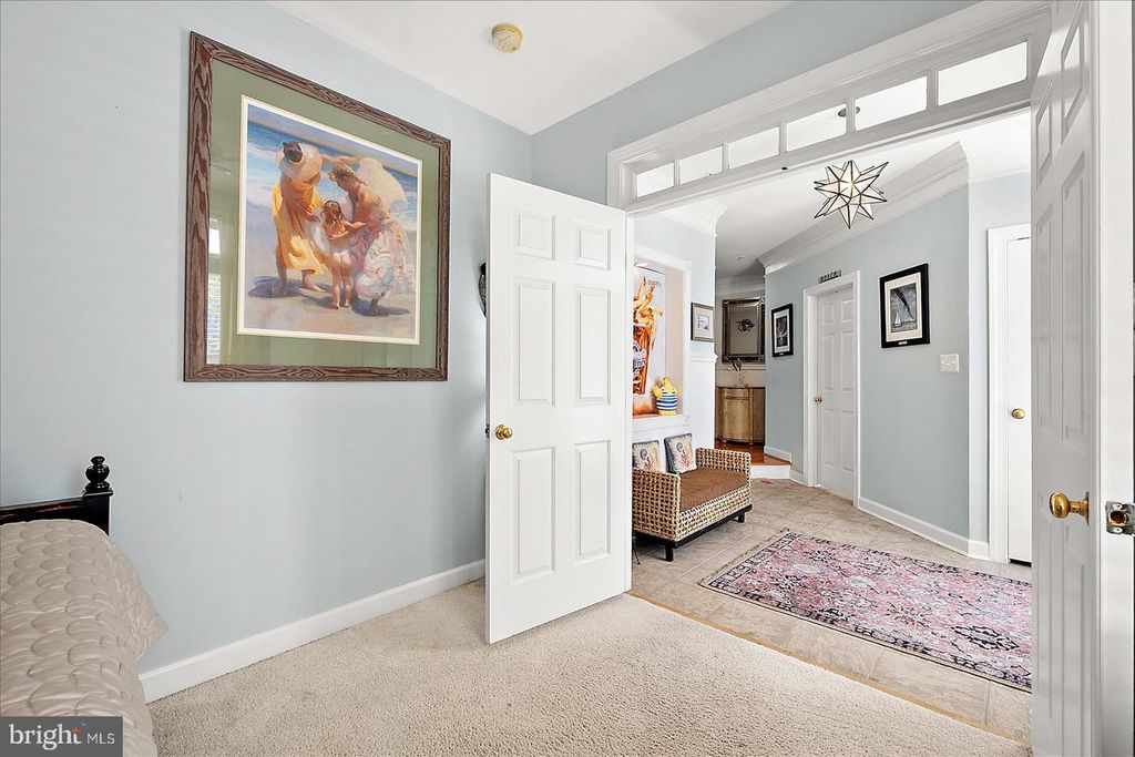 Image 5 of property listing at 30 SEASIDE DR #LUS-BR, Ocean City, MD 21842