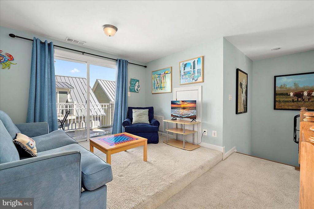 Image 60 of property listing at 30 SEASIDE DR #LUS-BR, Ocean City, MD 21842