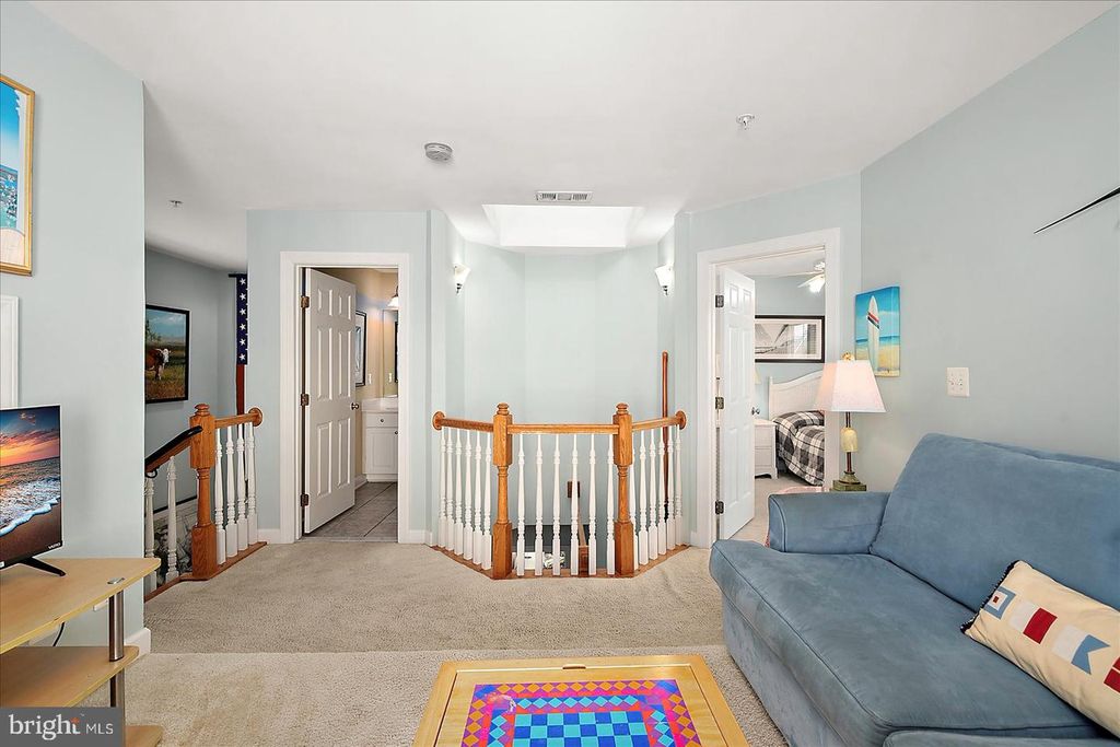 Image 63 of property listing at 30 SEASIDE DR #LUS-BR, Ocean City, MD 21842