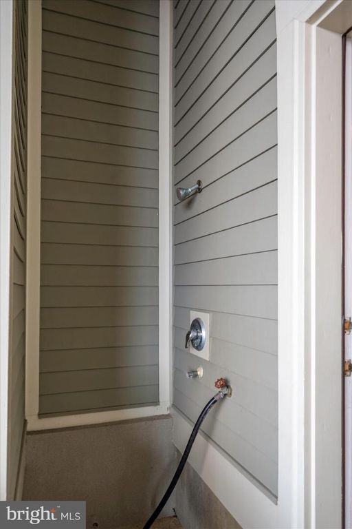 Image 70 of property listing at 30 SEASIDE DR #LUS-BR, Ocean City, MD 21842