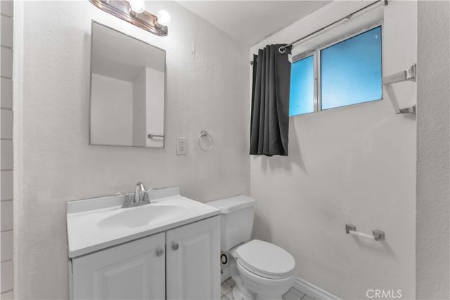 20020 Alburtis Avenue, Lakewood, CA 90715