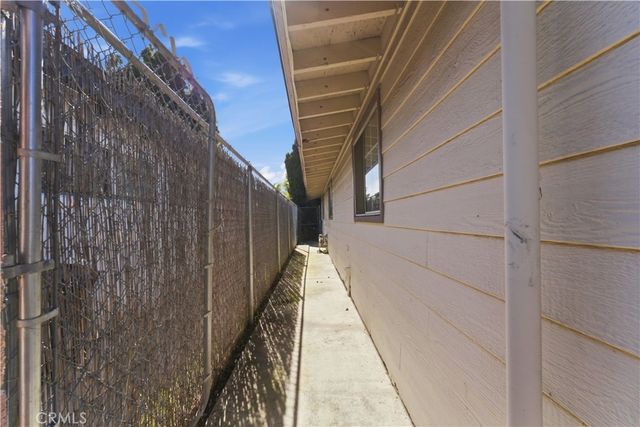 20020 Alburtis Avenue, Lakewood, CA 90715