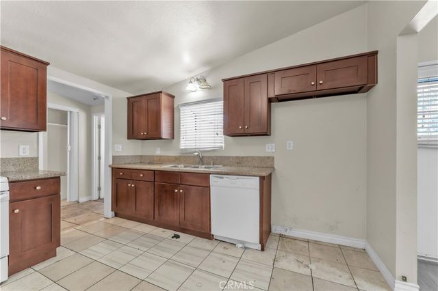 20020 Alburtis Avenue, Lakewood, CA 90715