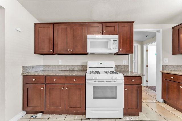 20020 Alburtis Avenue, Lakewood, CA 90715