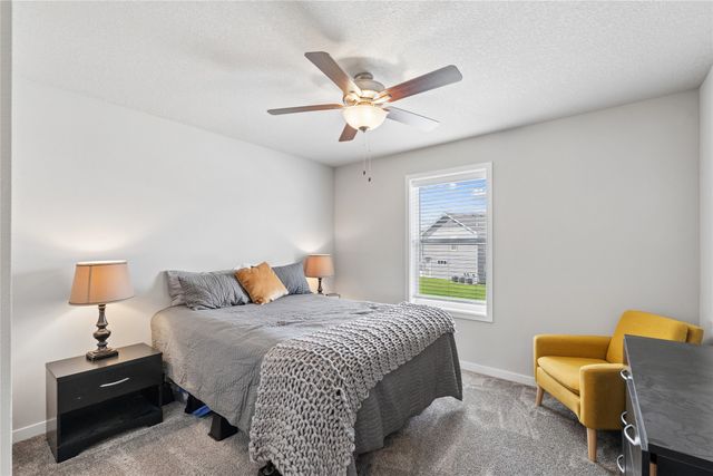 1235 NW 33rd Lane, Ankeny, IA 50023