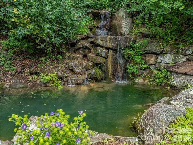 9999 Kestrel Lane, Black Mountain, NC 28711