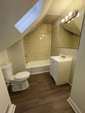 382 Salem 2, Medford, MA 02155