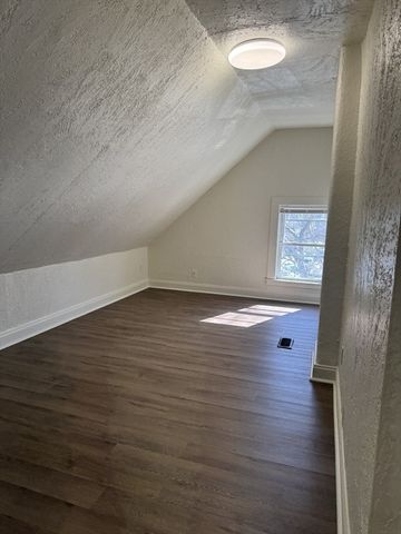 382 Salem 2, Medford, MA 02155